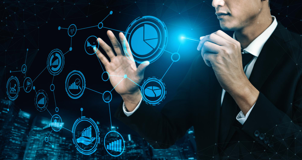الفرق بين إدارة العمليات يدويًا وأتمتة العمليات